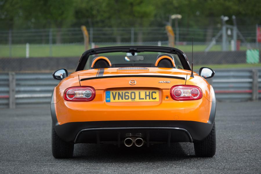  Mazda MX-5 GT Concept 2012 года  (фото 20 из 24)